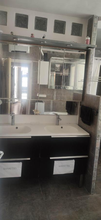 Logement Chambre Seul En Supplement Ou Dortoir Mixte Roquemaure  Εξωτερικό φωτογραφία