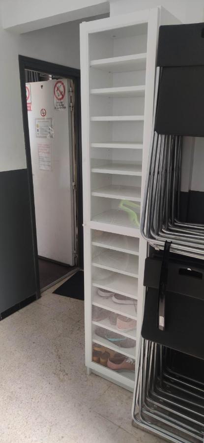 Logement Chambre Seul En Supplement Ou Dortoir Mixte Roquemaure  Εξωτερικό φωτογραφία