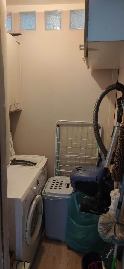 Logement Chambre Seul En Supplement Ou Dortoir Mixte Roquemaure  Εξωτερικό φωτογραφία