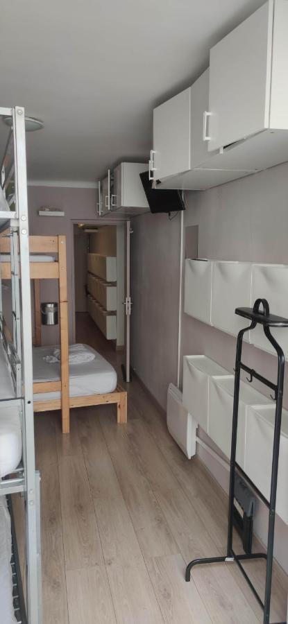 Logement Chambre Seul En Supplement Ou Dortoir Mixte Roquemaure  Εξωτερικό φωτογραφία